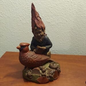 VTG 1988 Tom Clark Signed Whimsical Gnome Brushing Cardinal Figurine With Coins